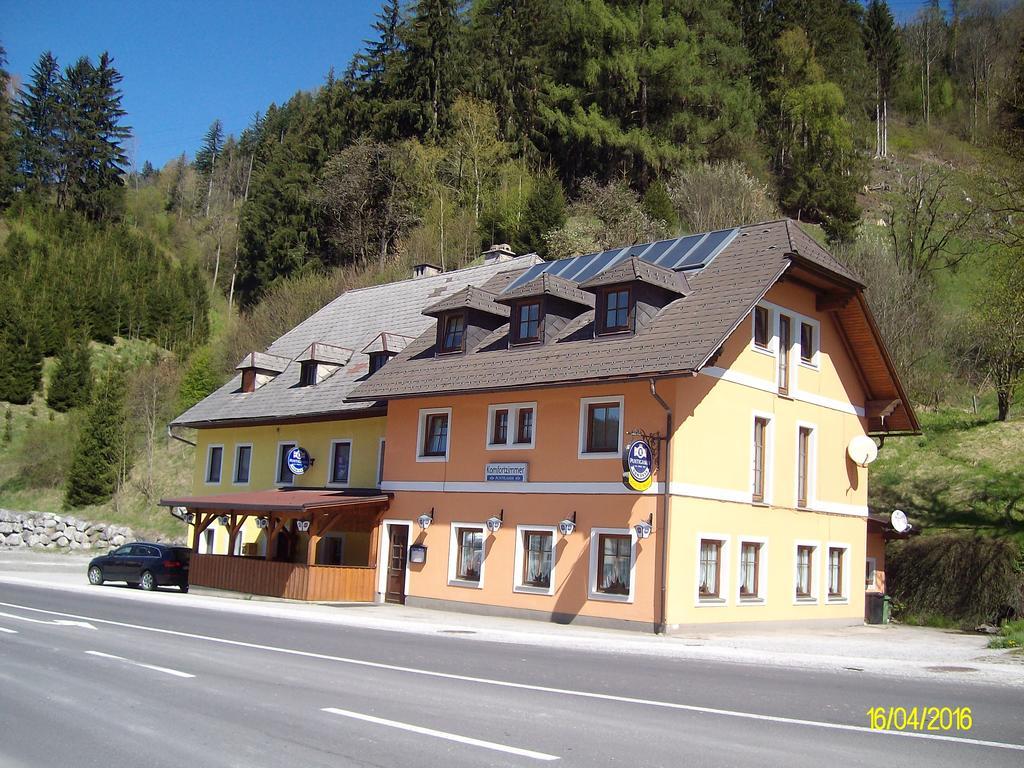 Gasthaus Zur Melzen Hotel Versbichl Luaran gambar