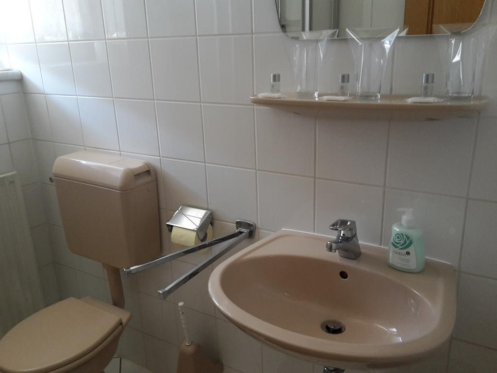 Gasthaus Zur Melzen Hotel Versbichl Luaran gambar